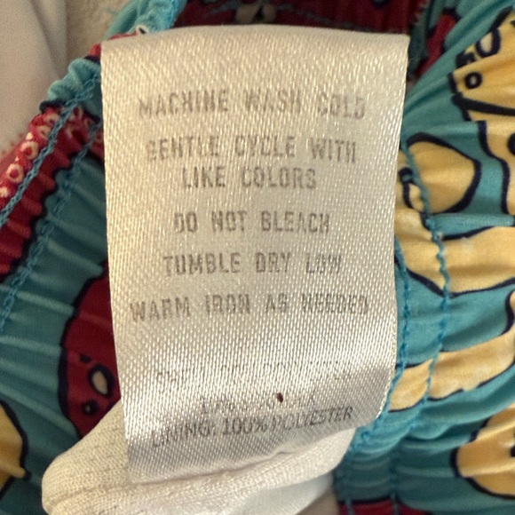 Sovereign Code Blue and Red Pirate Rashguard Set - Picture 5 of 12